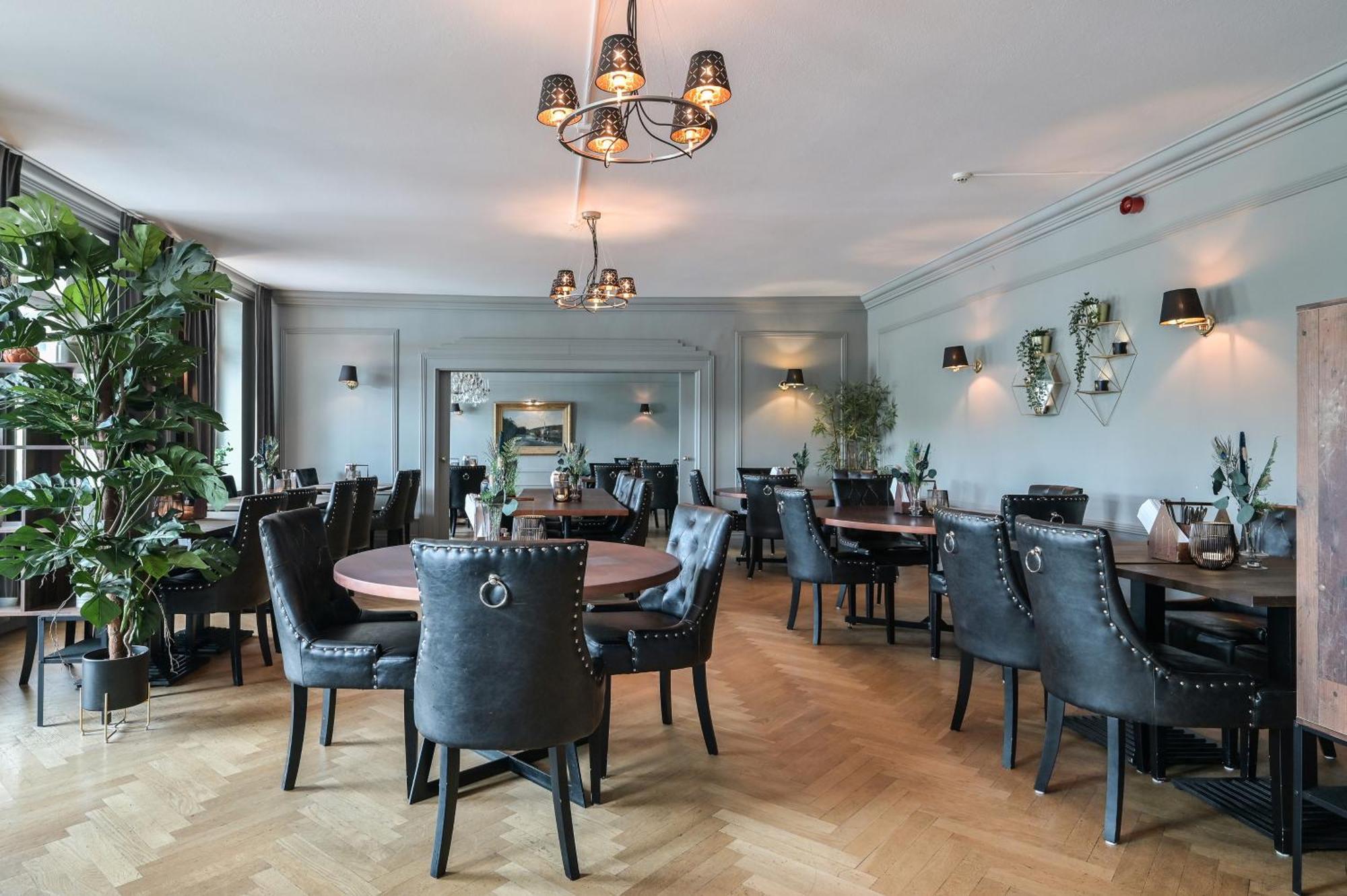 Asby Hotell Hallstahammar ภายนอก รูปภาพ
